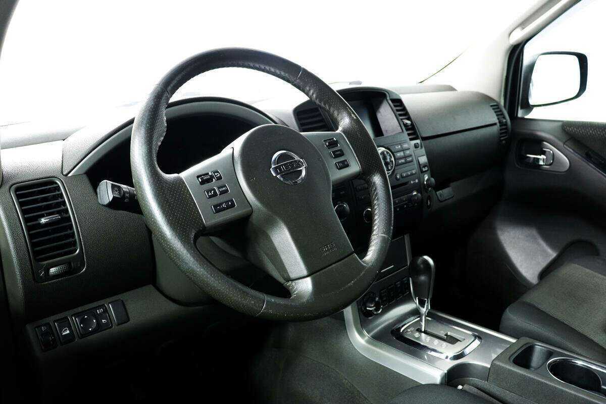 Б/У Ниссан Патфайндер 2011 года. Фото: #13