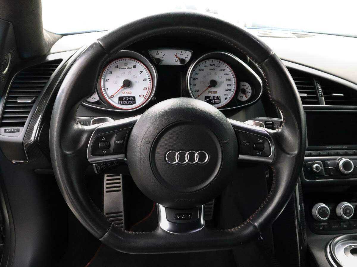 Б/У Ауди Р8 2012 года. Фото: #10