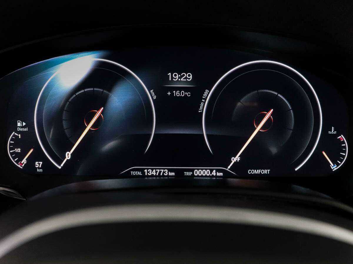 Б/У БМВ 5 серии 2018 года. Фото: #7