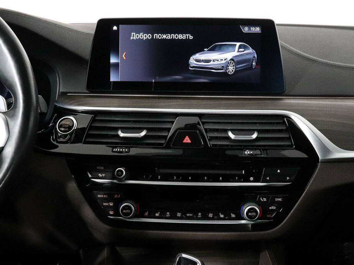 Б/У БМВ 5 серии 2018 года. Фото: #9