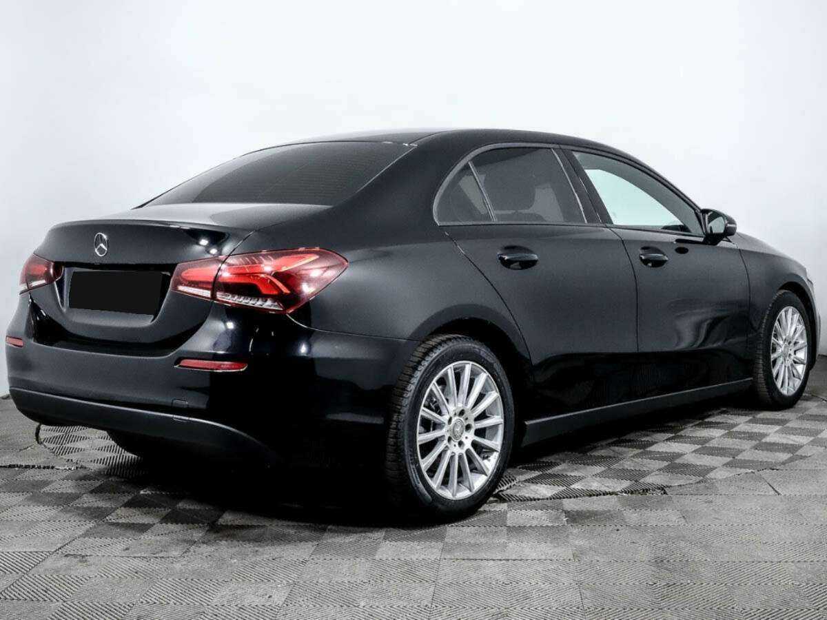 Б/У Мерседес-Бенц А-Класс 2019 года. Фото: #4