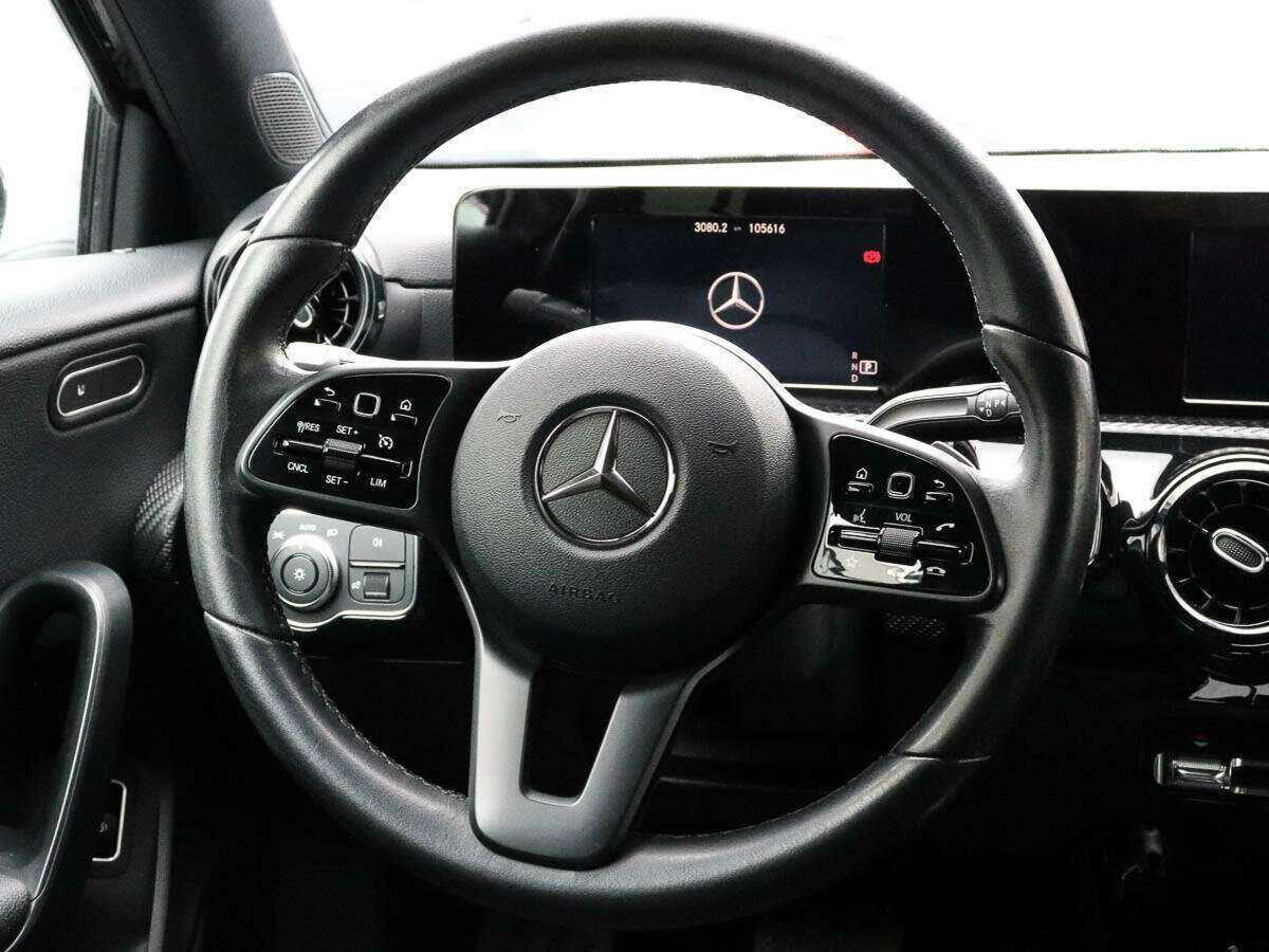 Б/У Мерседес-Бенц А-Класс 2019 года. Фото: #10