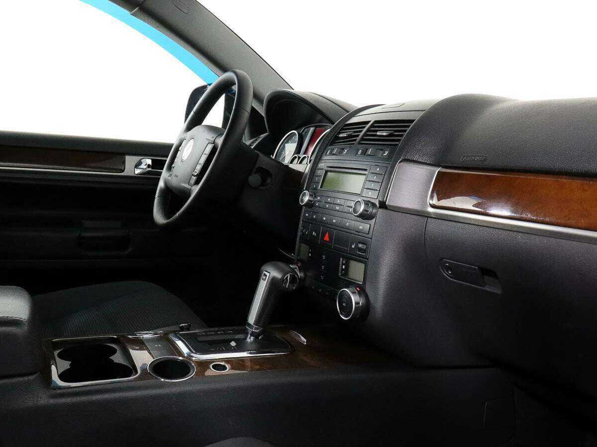 Б/У Фольксваген Туарег 2008 года. Фото: #5