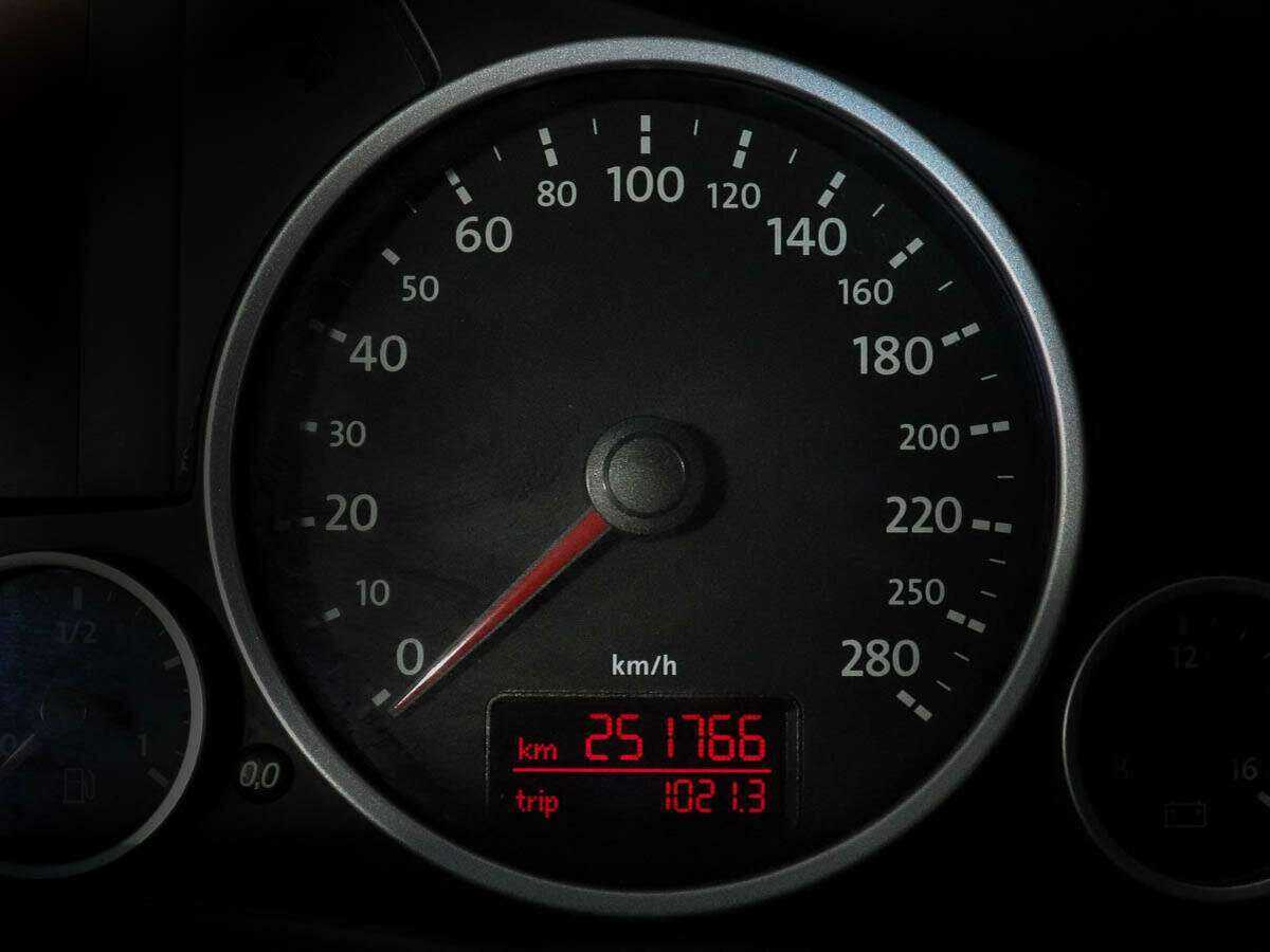 Б/У Фольксваген Туарег 2008 года. Фото: #7