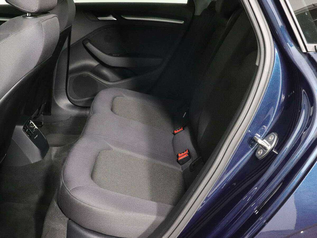 Б/У Ауди А3 2019 года. Фото: #7