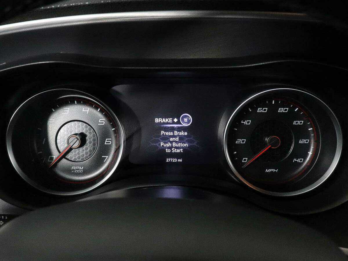 Б/У Додж Чарджер 2020 года. Фото: #8