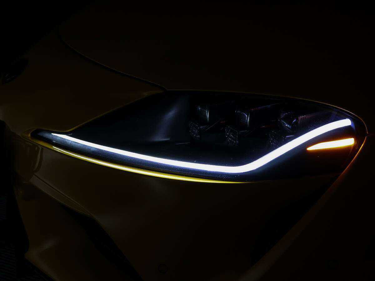 Б/У Тойота Супра 2021 года. Фото: #28