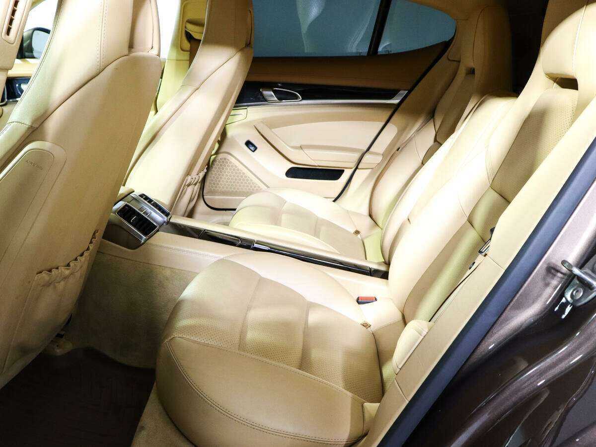 Б/У Порш Панамера 2013 года. Фото: #7