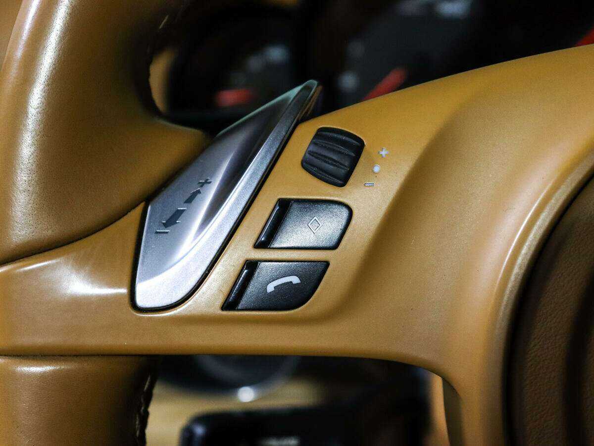 Б/У Порш Панамера 2013 года. Фото: #16