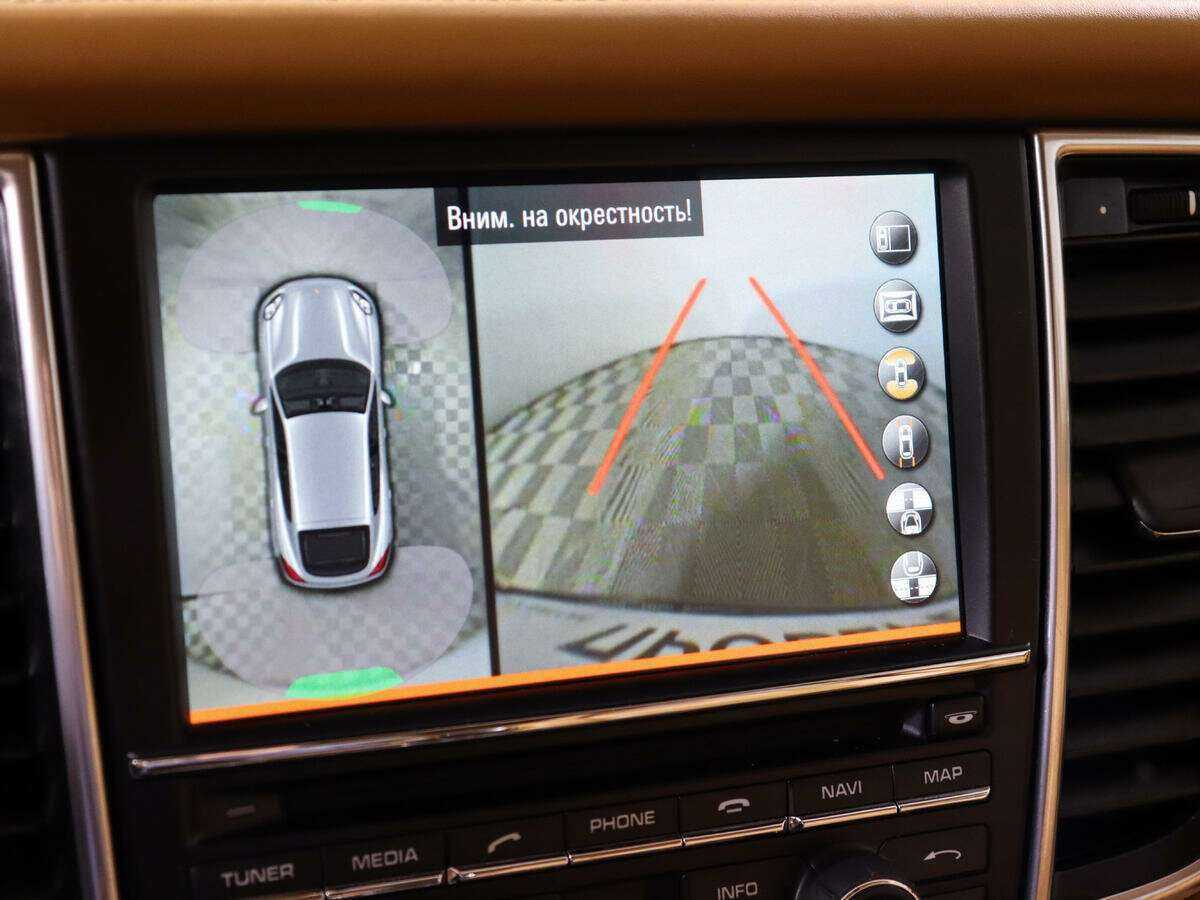 Б/У Порш Панамера 2015 года. Фото: #12