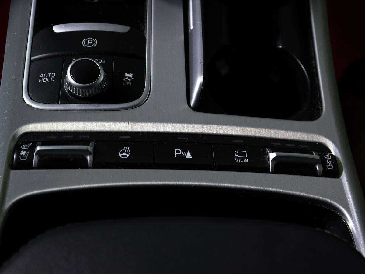 Б/У Киа Стингер 2018 года. Фото: #28