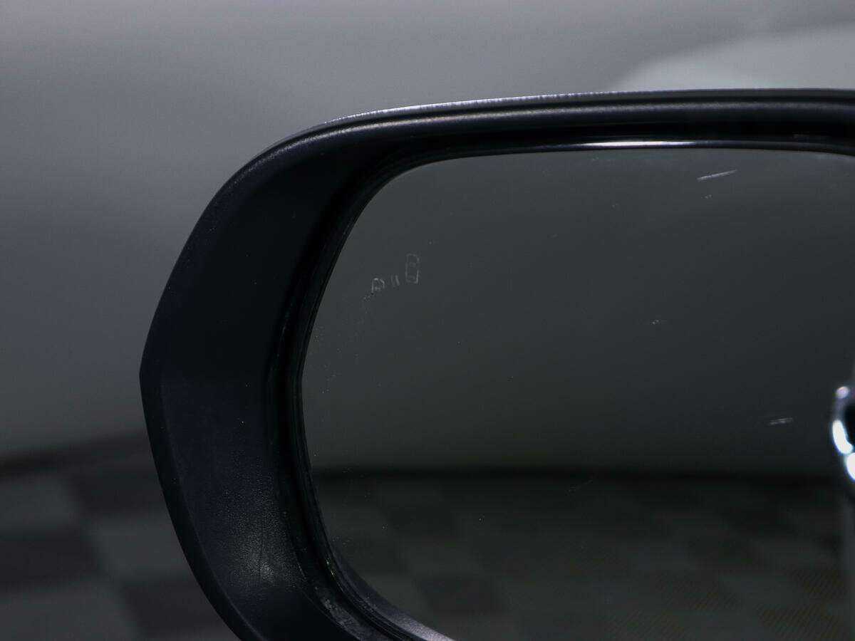 Б/У Митсубиши Паджеро Спорт 2018 года. Фото: #17