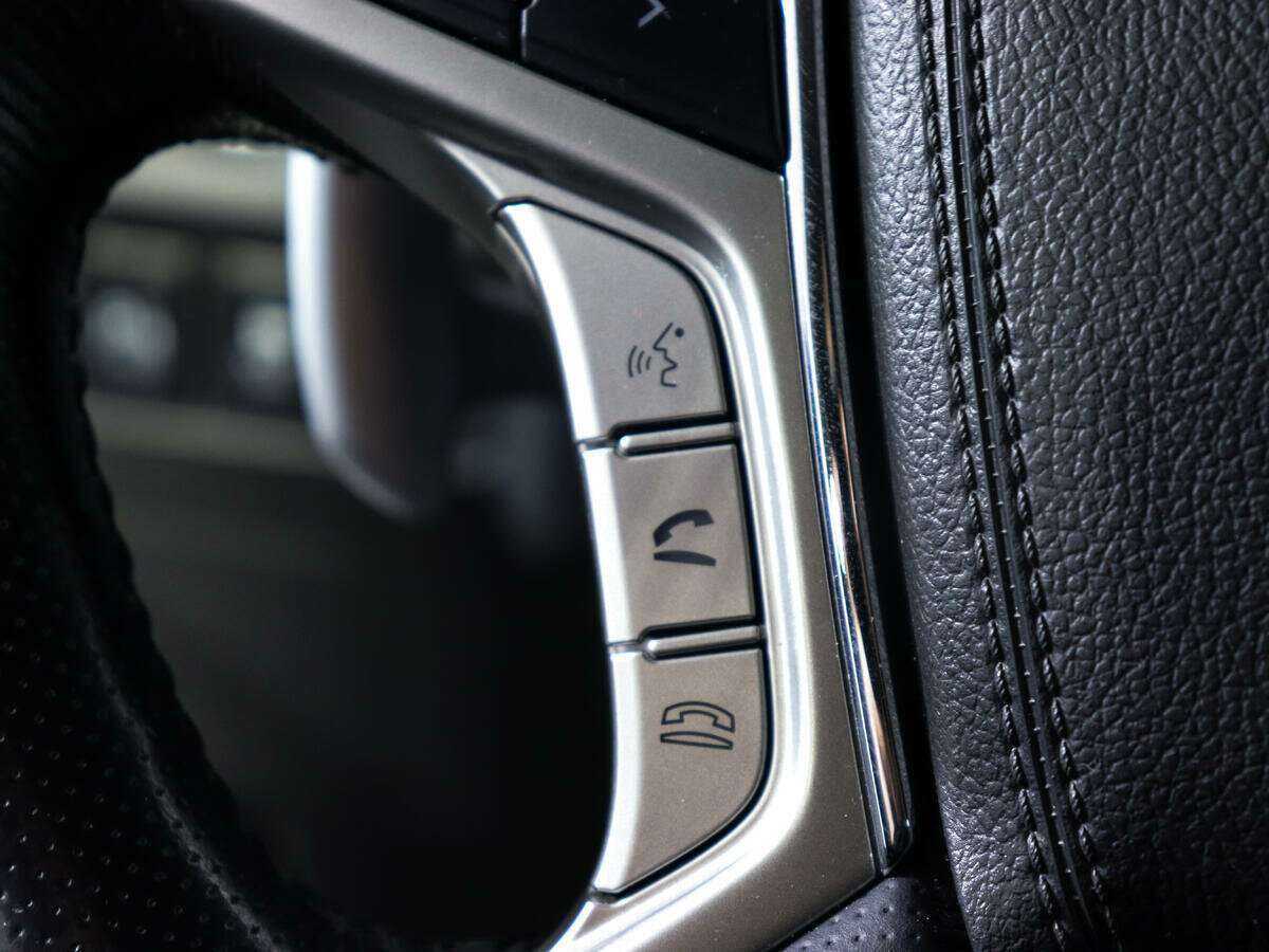 Б/У Митсубиши Паджеро Спорт 2018 года. Фото: #22