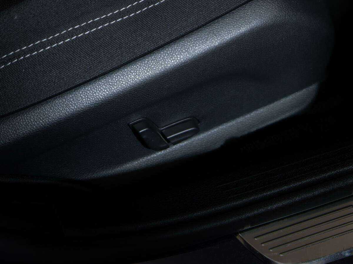 Б/У Мерседес-Бенц Ц-Класс 2014 года. Фото: #11