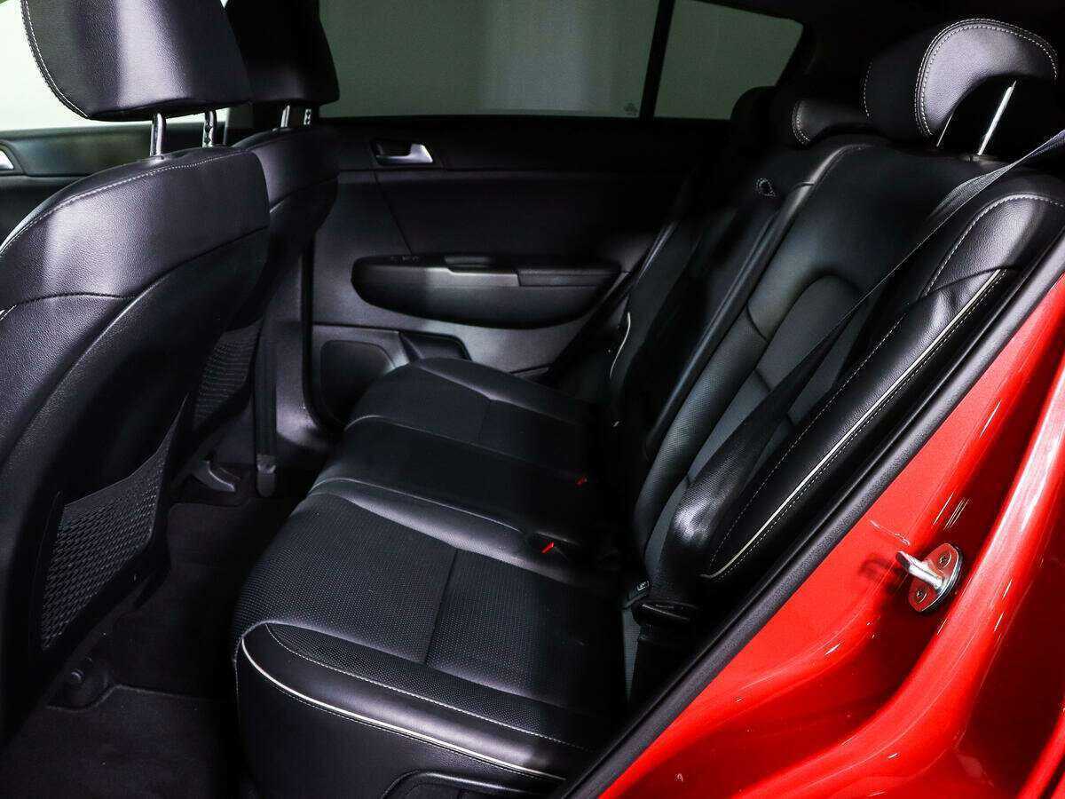 Б/У Киа Спортейдж 2021 года. Фото: #7