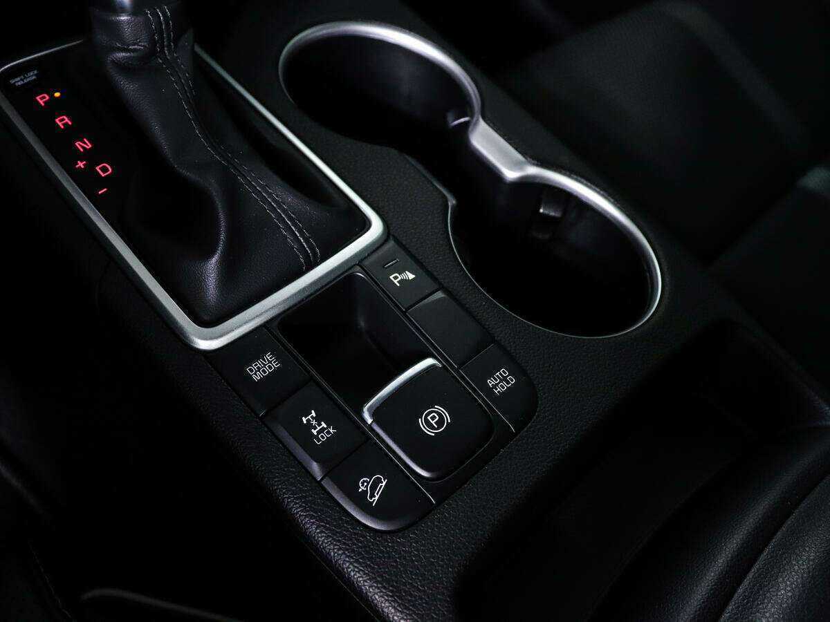 Б/У Киа Спортейдж 2021 года. Фото: #16