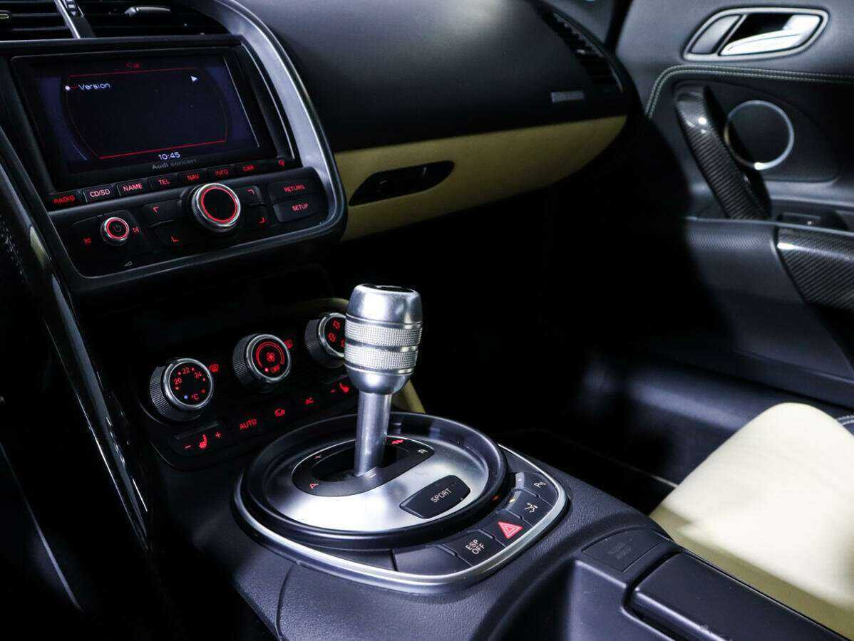 Б/У Ауди Р8 2008 года. Фото: #28