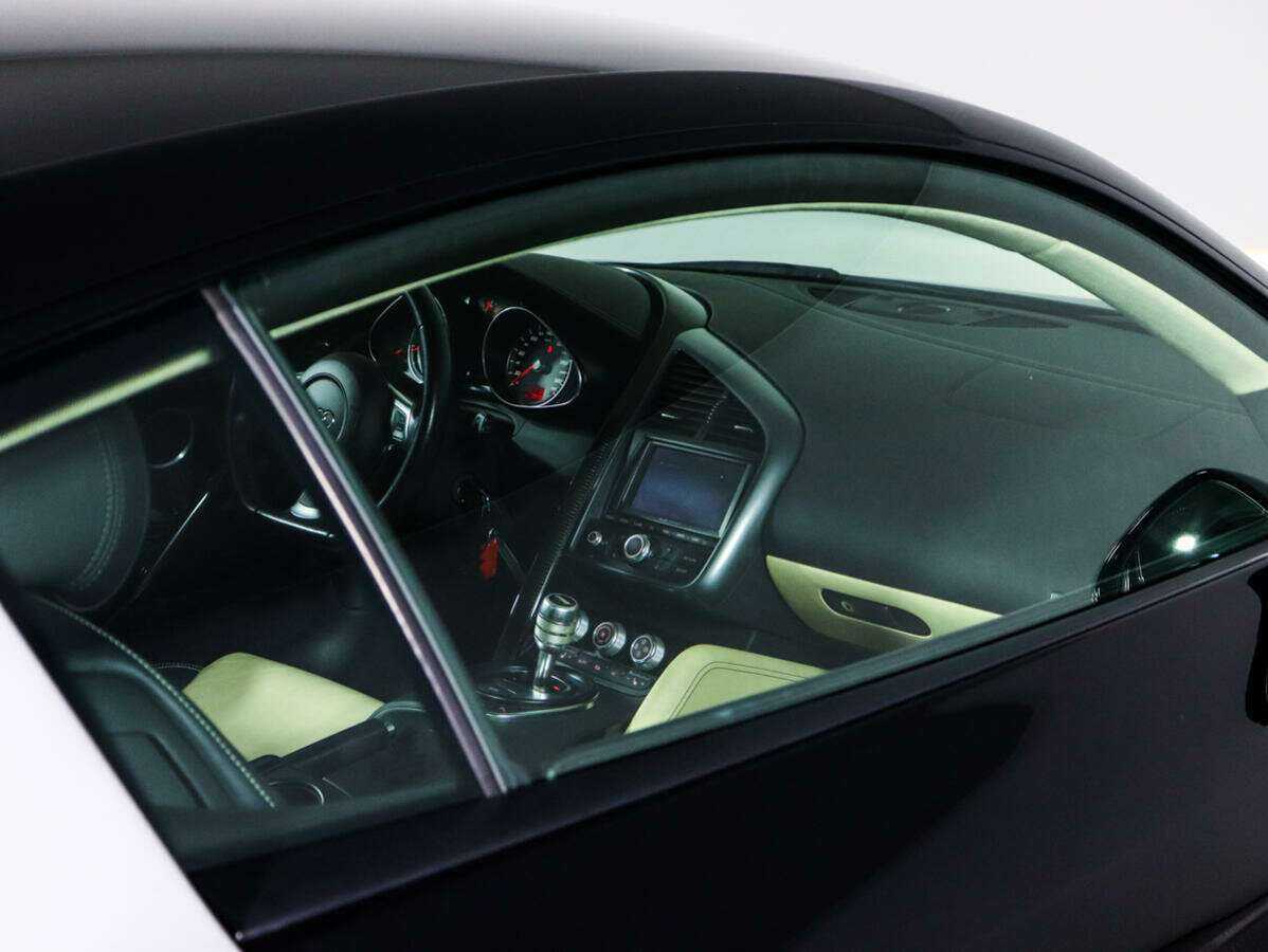 Б/У Ауди Р8 2008 года. Фото: #30