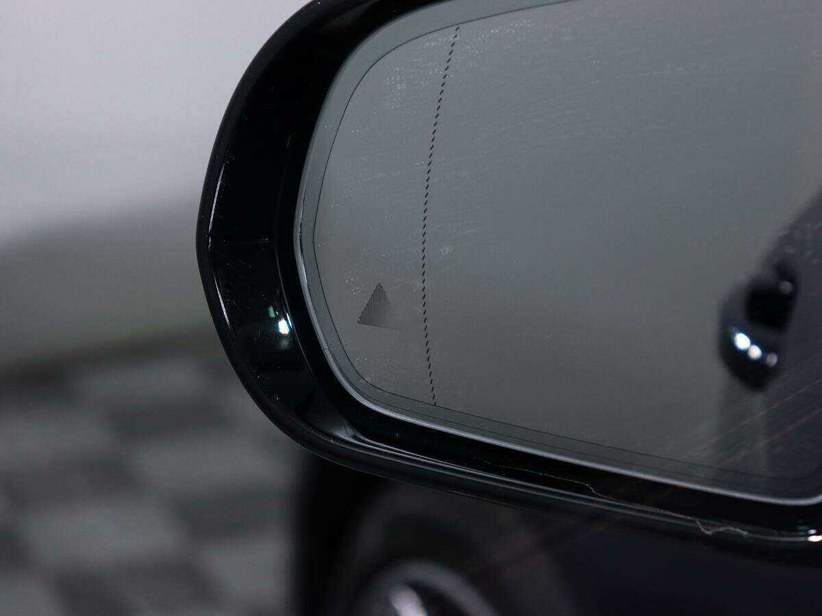 Б/У Мерседес-Бенц Е-Класс 2019 года. Фото: #16