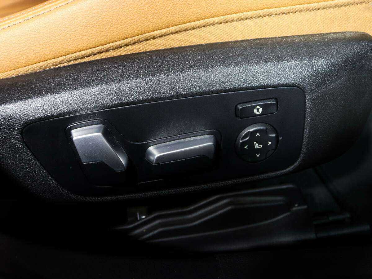 Б/У БМВ 3 серии 2020 года. Фото: #13