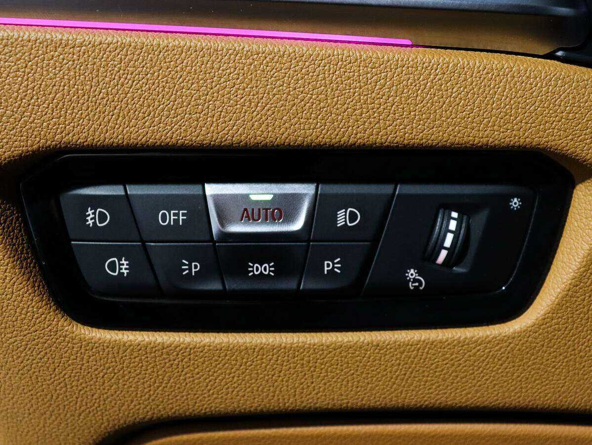 Б/У БМВ 3 серии 2020 года. Фото: #19