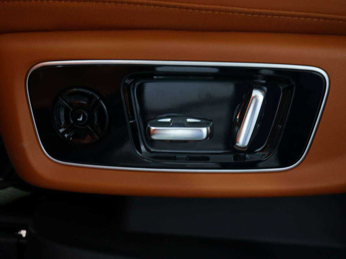 Б/У ЛиСян Л9 2023 года. Фото: #28