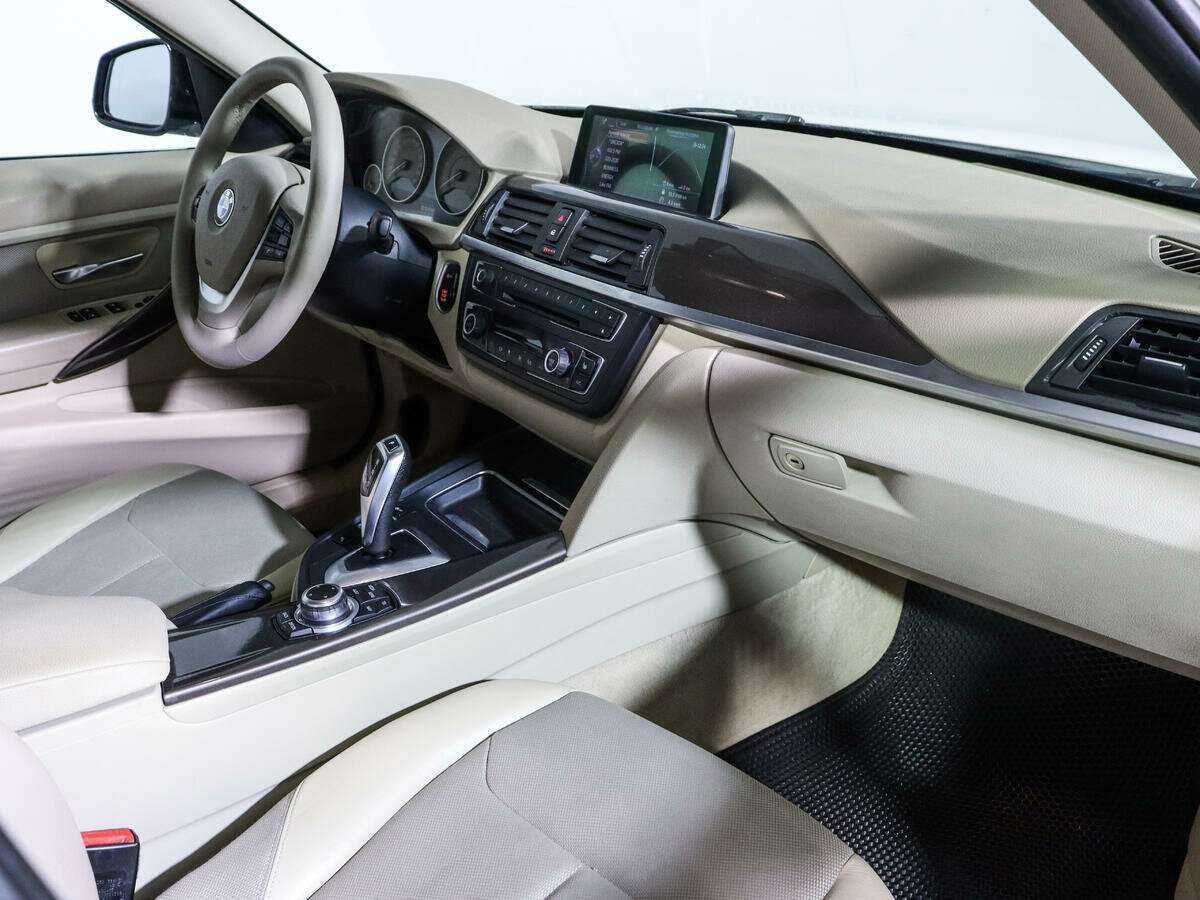 Б/У БМВ 3 серии 2013 года. Фото: #6