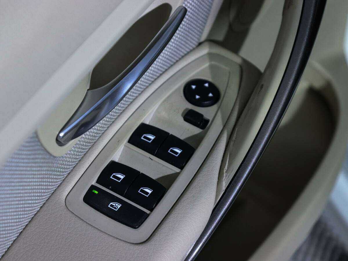 Б/У БМВ 3 серии 2013 года. Фото: #12