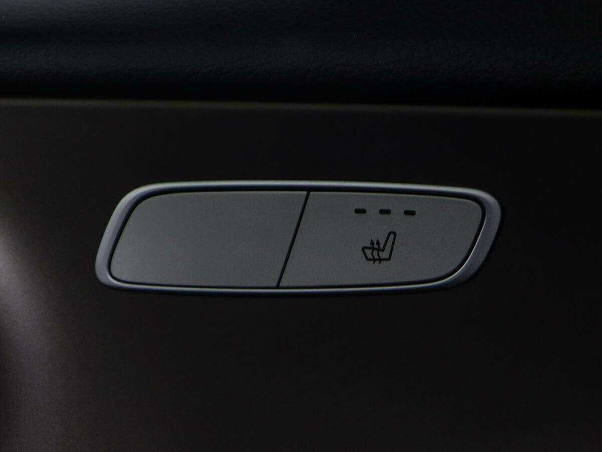 Б/У Мерседес-Бенц Е-Класс 2016 года. Фото: #17