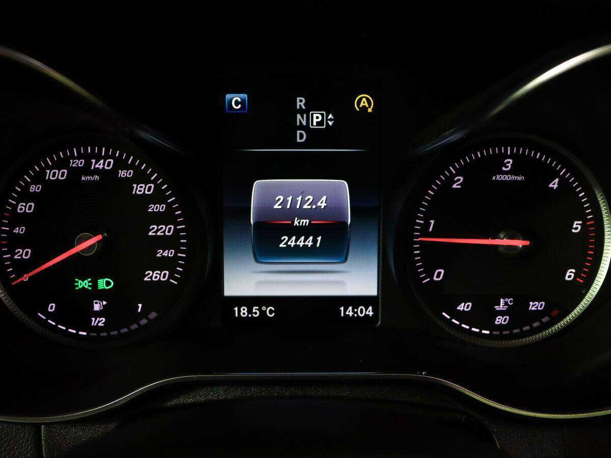 Б/У Мерседес-Бенц Ц-Класс 2014 года. Фото: #8