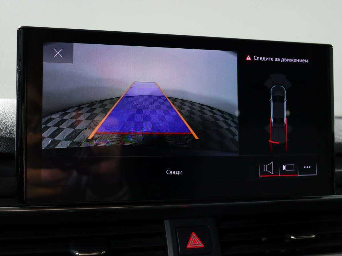 Б/У Ауди А4 2021 года. Фото: #11