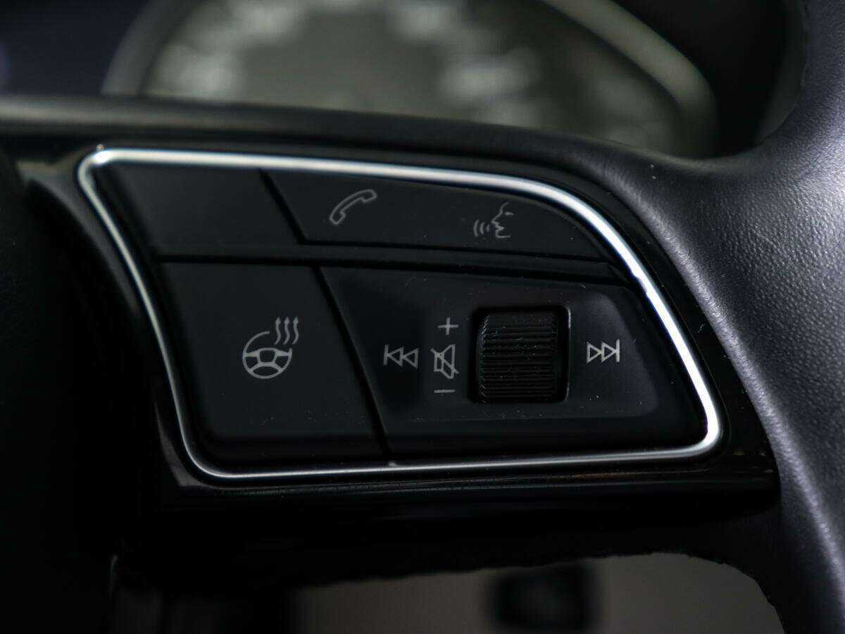 Б/У Ауди А4 2021 года. Фото: #16