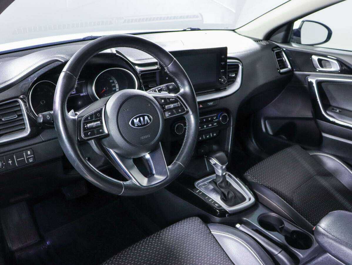 Б/У Киа Икс-Сид 2020 года. Фото: #11
