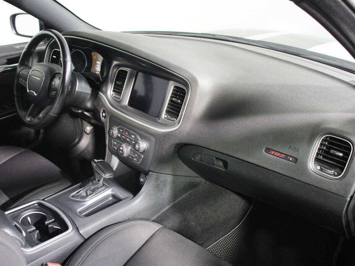 Б/У Додж Чарджер 2020 года. Фото: #5