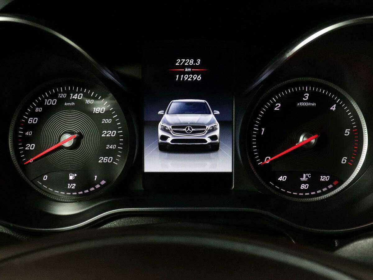 Б/У Мерседес-Бенц ГЛЦ Купе 2019 года. Фото: #8