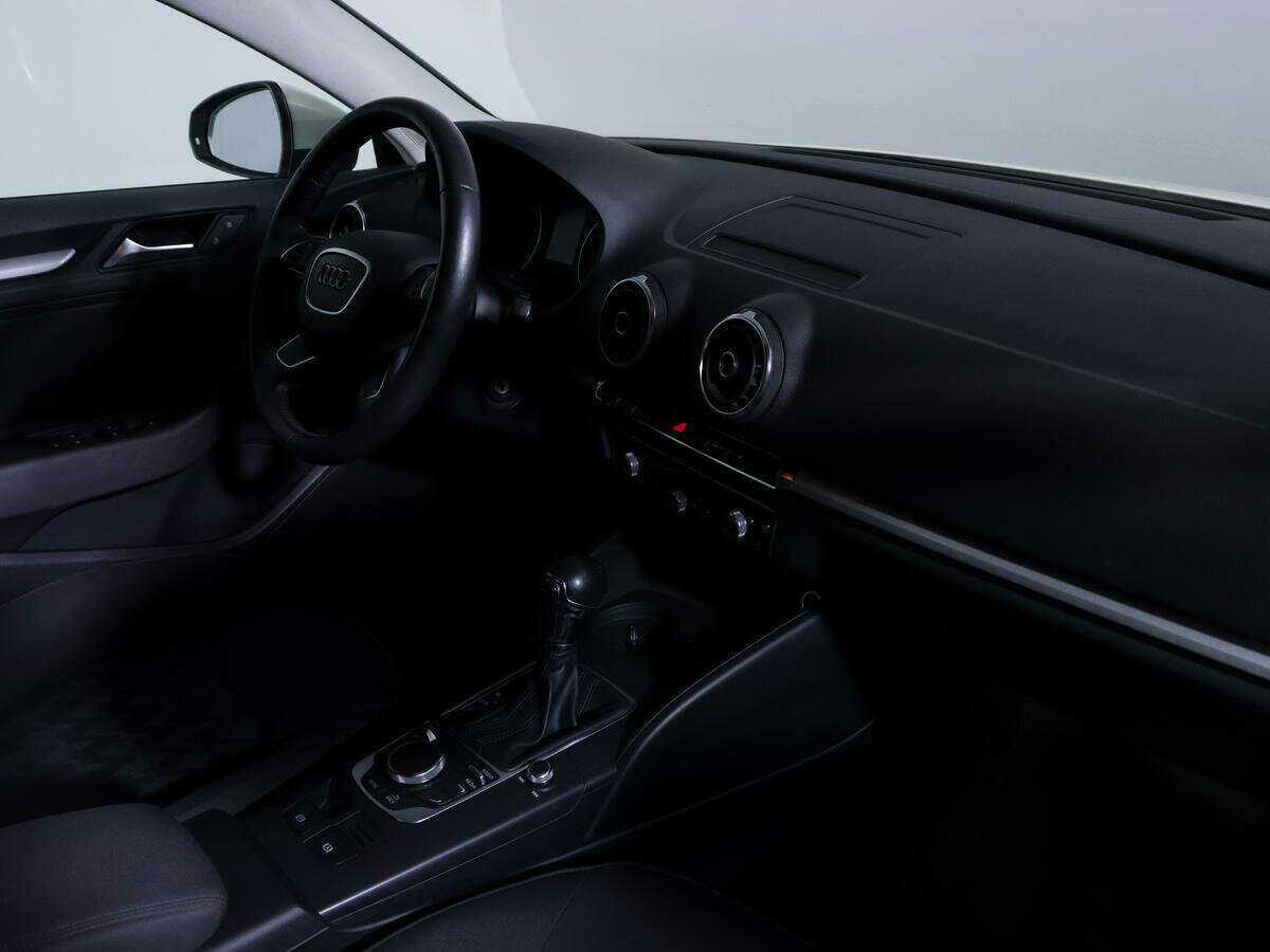 Б/У Ауди А3 2014 года. Фото: #5