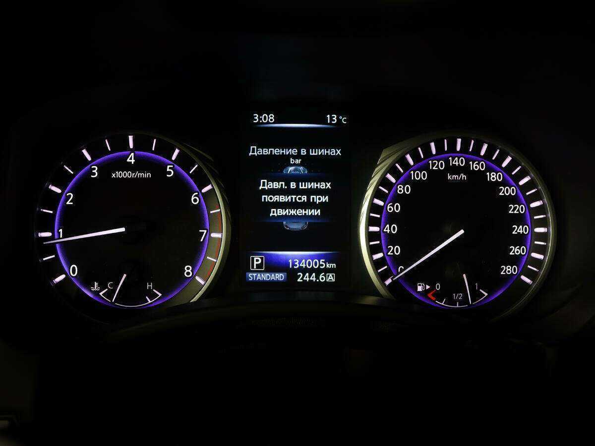 Б/У Инфинити К50 2017 года. Фото: #8