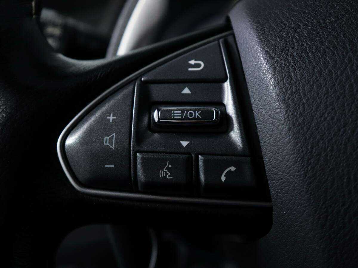 Б/У Инфинити К50 2017 года. Фото: #17