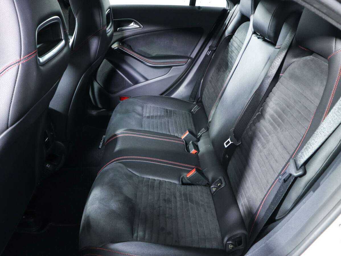 Б/У Мерседес-Бенц КЛА 2018 года. Фото: #9