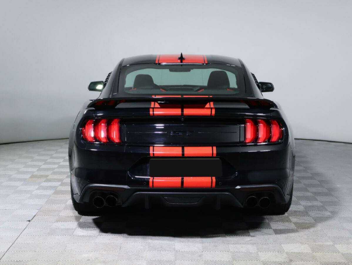 Б/У Форд Мустанг 2021 года. Фото: #5