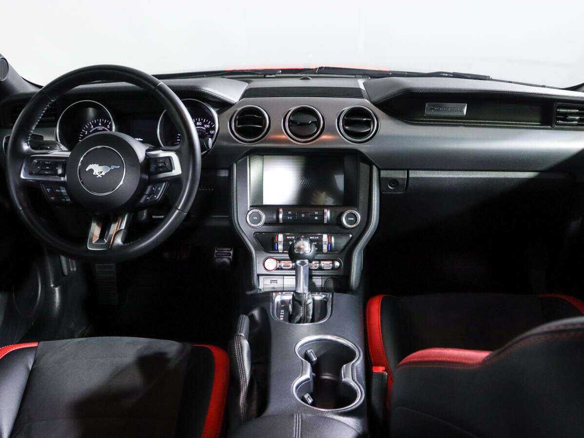 Б/У Форд Мустанг 2021 года. Фото: #11