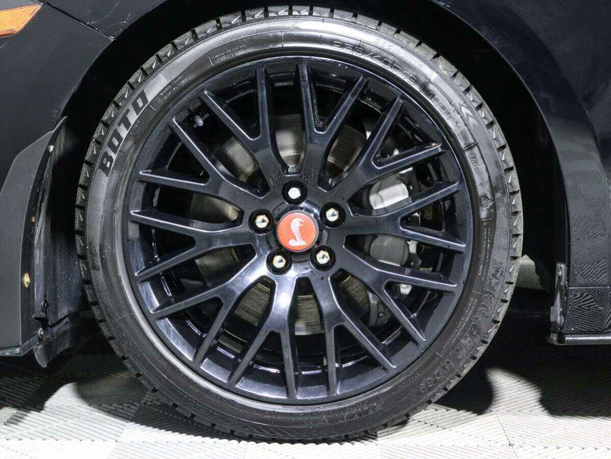 Б/У Форд Мустанг 2021 года. Фото: #14