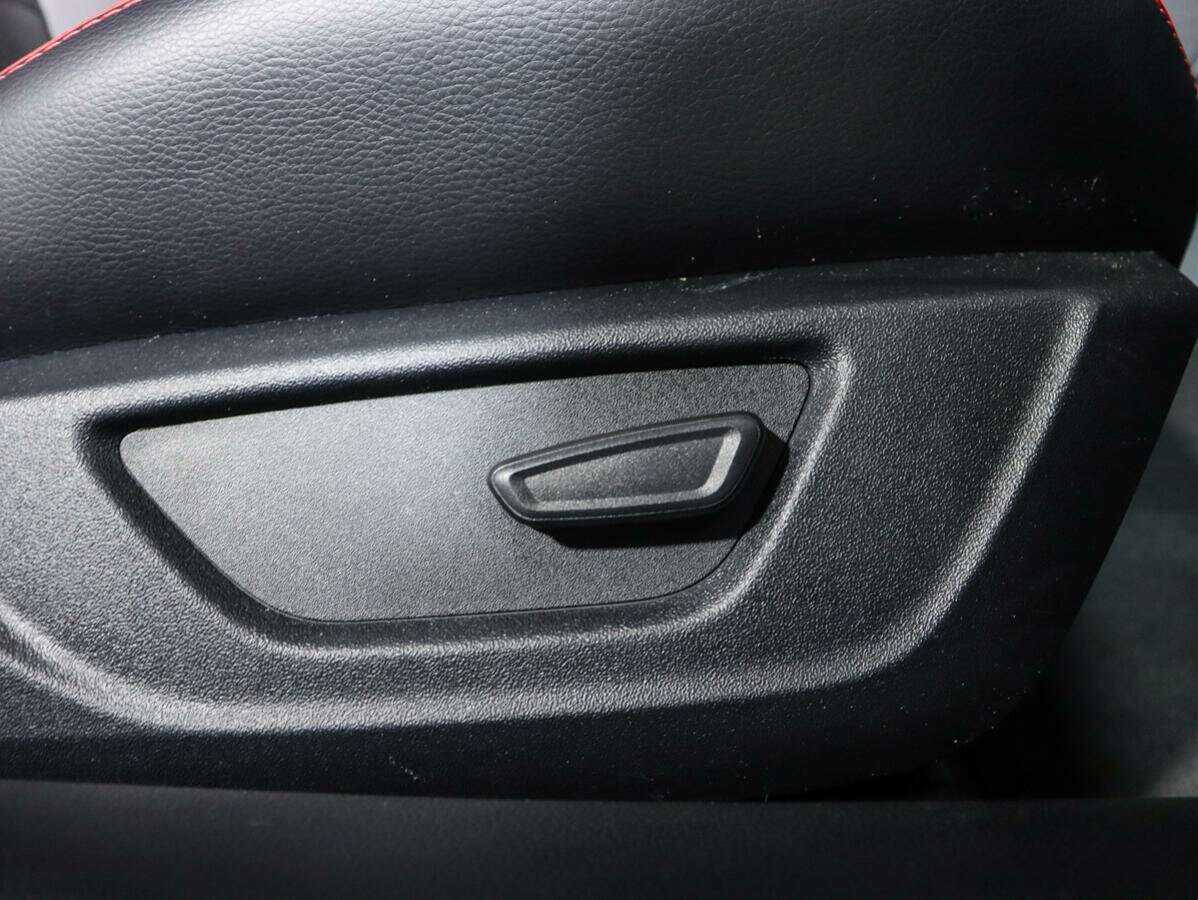 Б/У Форд Мустанг 2021 года. Фото: #16