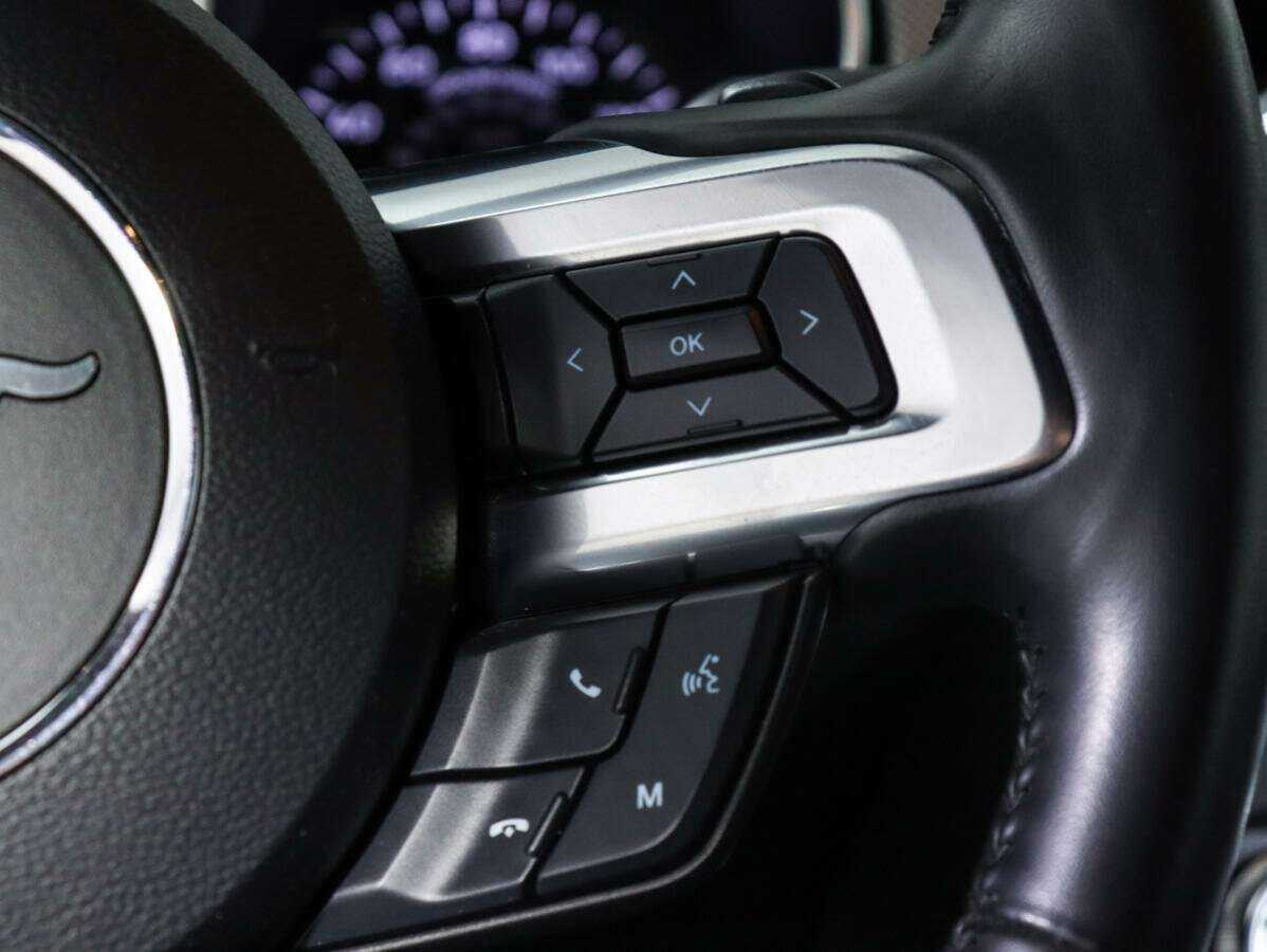 Б/У Форд Мустанг 2021 года. Фото: #20