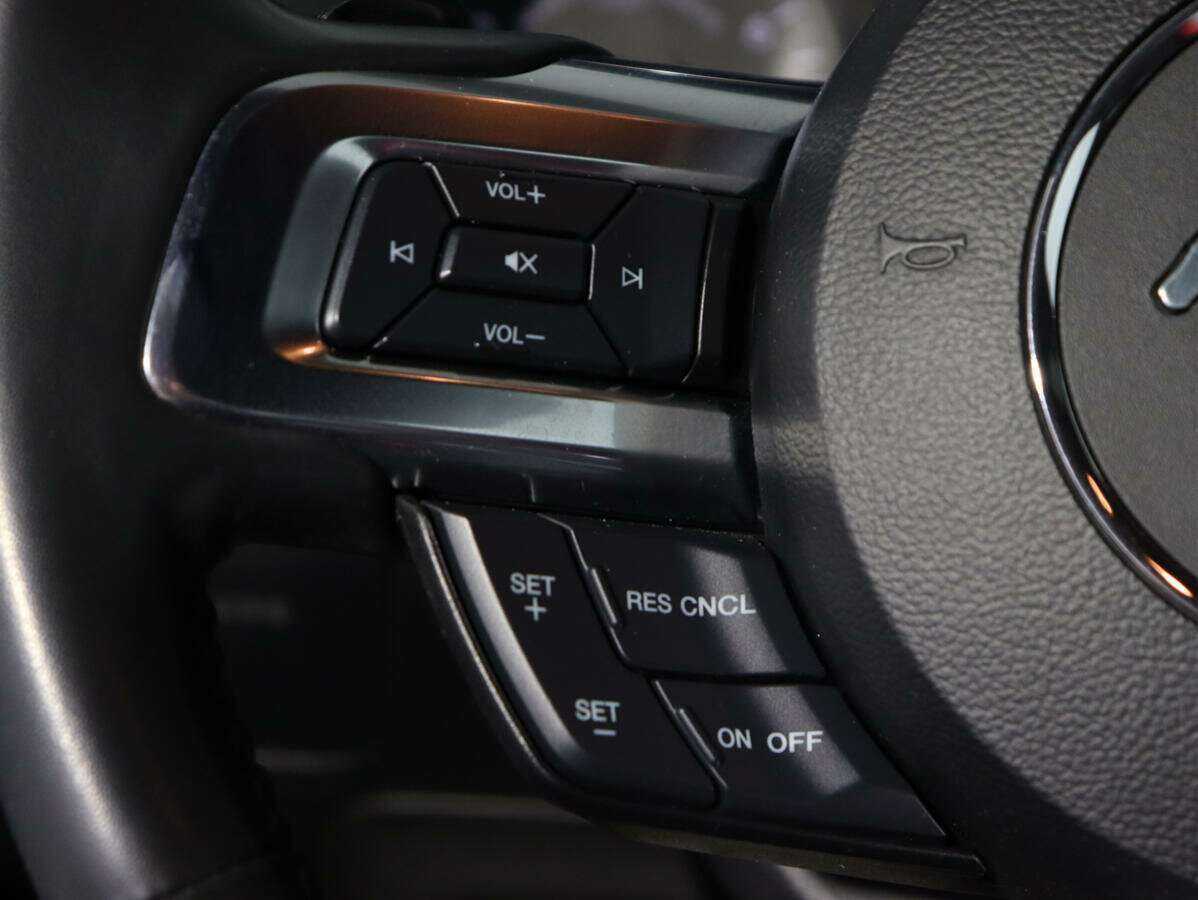 Б/У Форд Мустанг 2021 года. Фото: #21