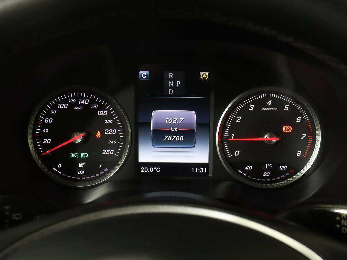 Б/У Мерседес-Бенц ГЛЦ 2016 года. Фото: #9