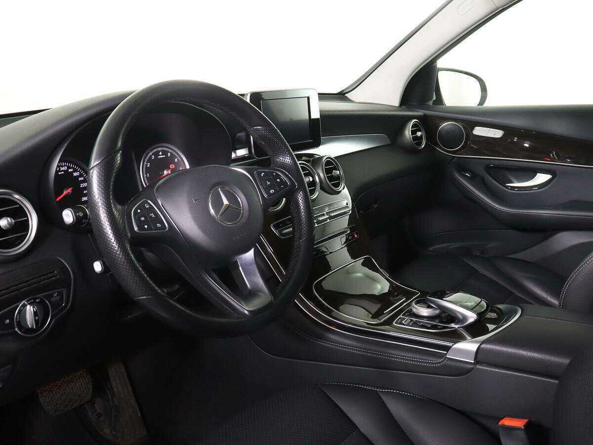 Б/У Мерседес-Бенц ГЛЦ 2016 года. Фото: #12