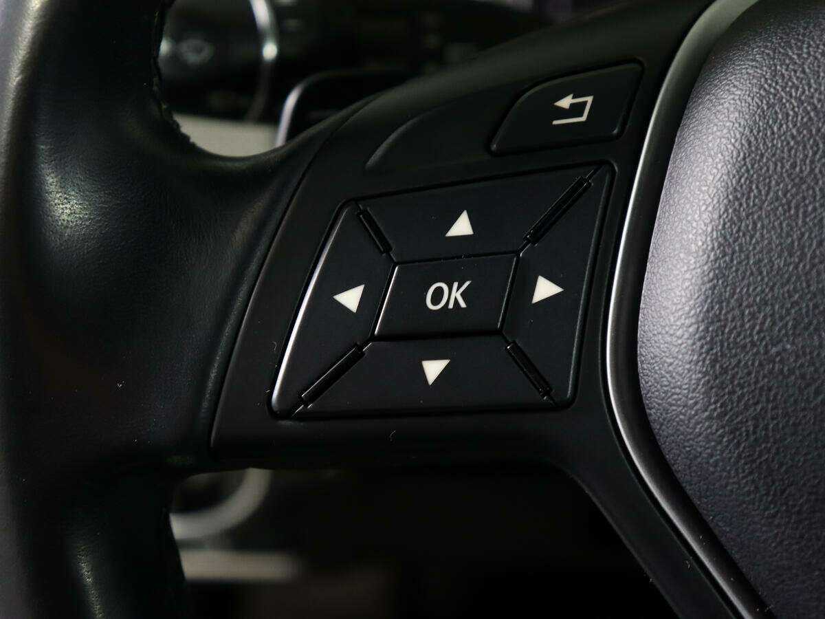 Б/У Мерседес-Бенц А-Класс 2014 года. Фото: #16