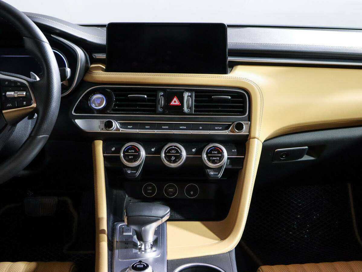 Б/У Генезис Г70 2021 года. Фото: #12