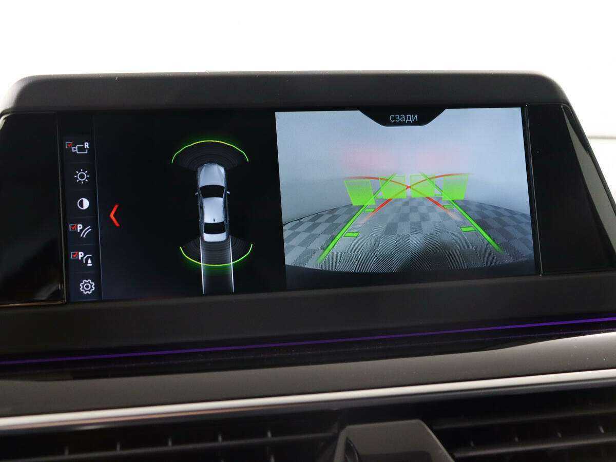 Б/У БМВ 5 серии 2018 года. Фото: #11